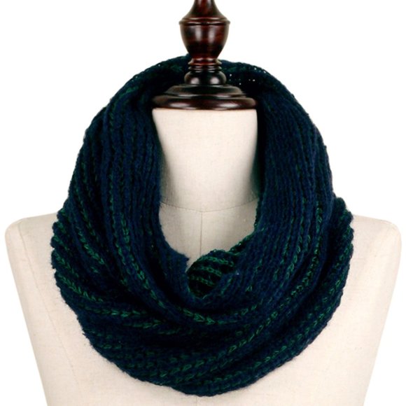 Stripe pattern tube infinity scarf - Picture 2 of 3